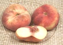 Donut Peaches, Whole & Cut