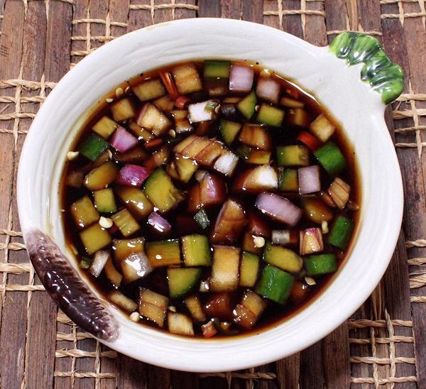Small Bowl of Soy Vinegar Dipping Sauce